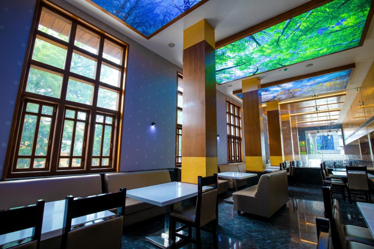 Hotel Vijayarani Tiruchirappalli Esterno foto