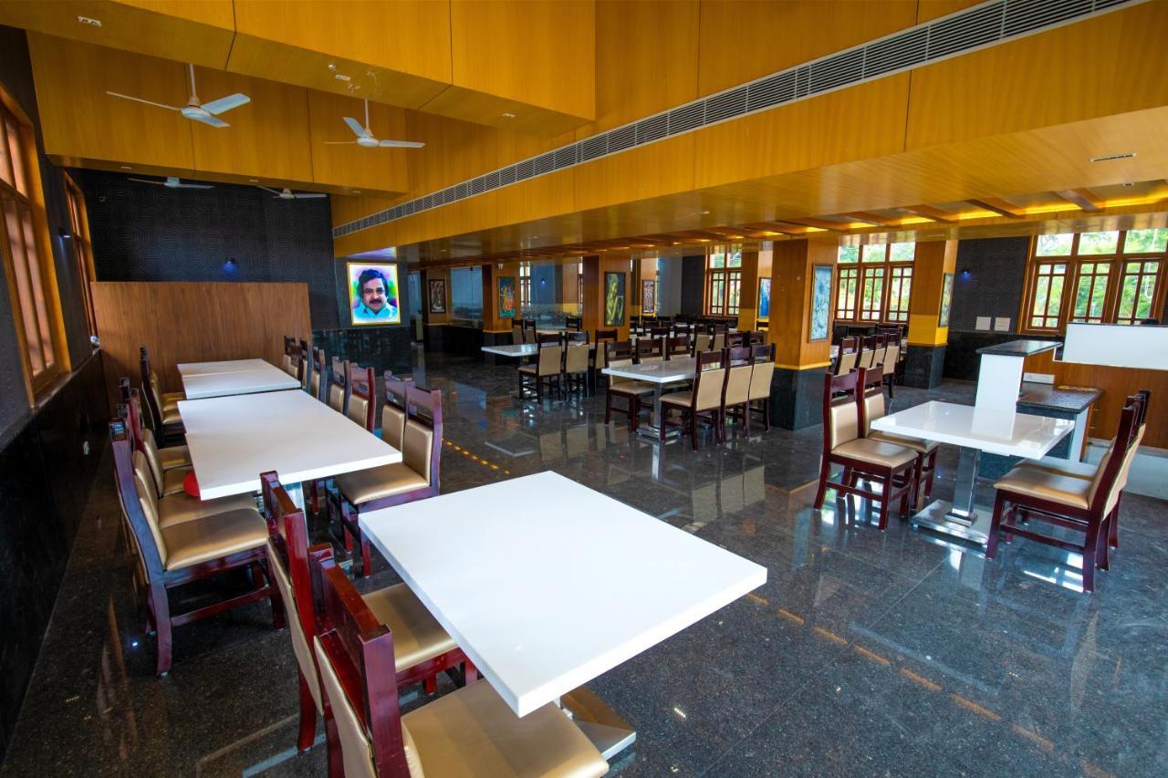 Hotel Vijayarani Tiruchirappalli Esterno foto