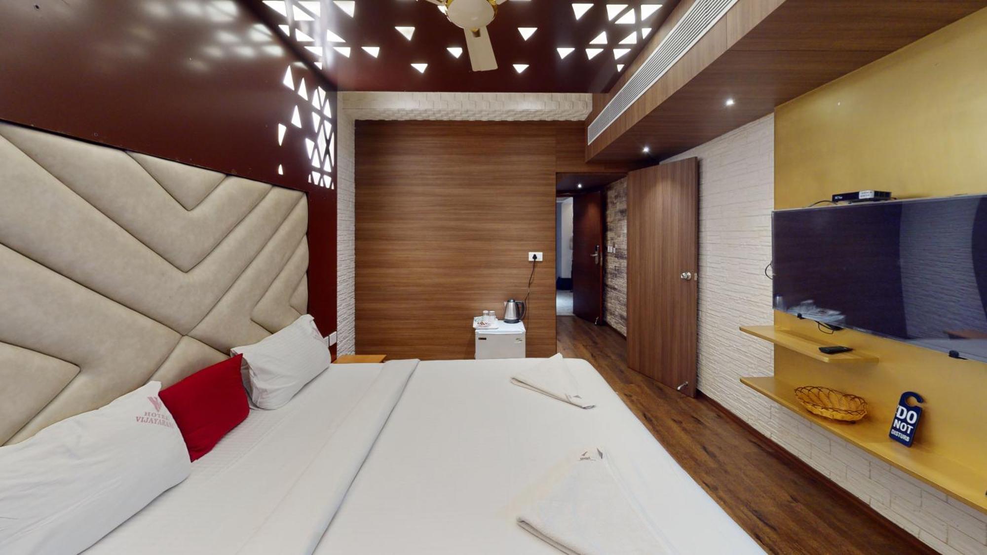 Hotel Vijayarani Tiruchirappalli Esterno foto